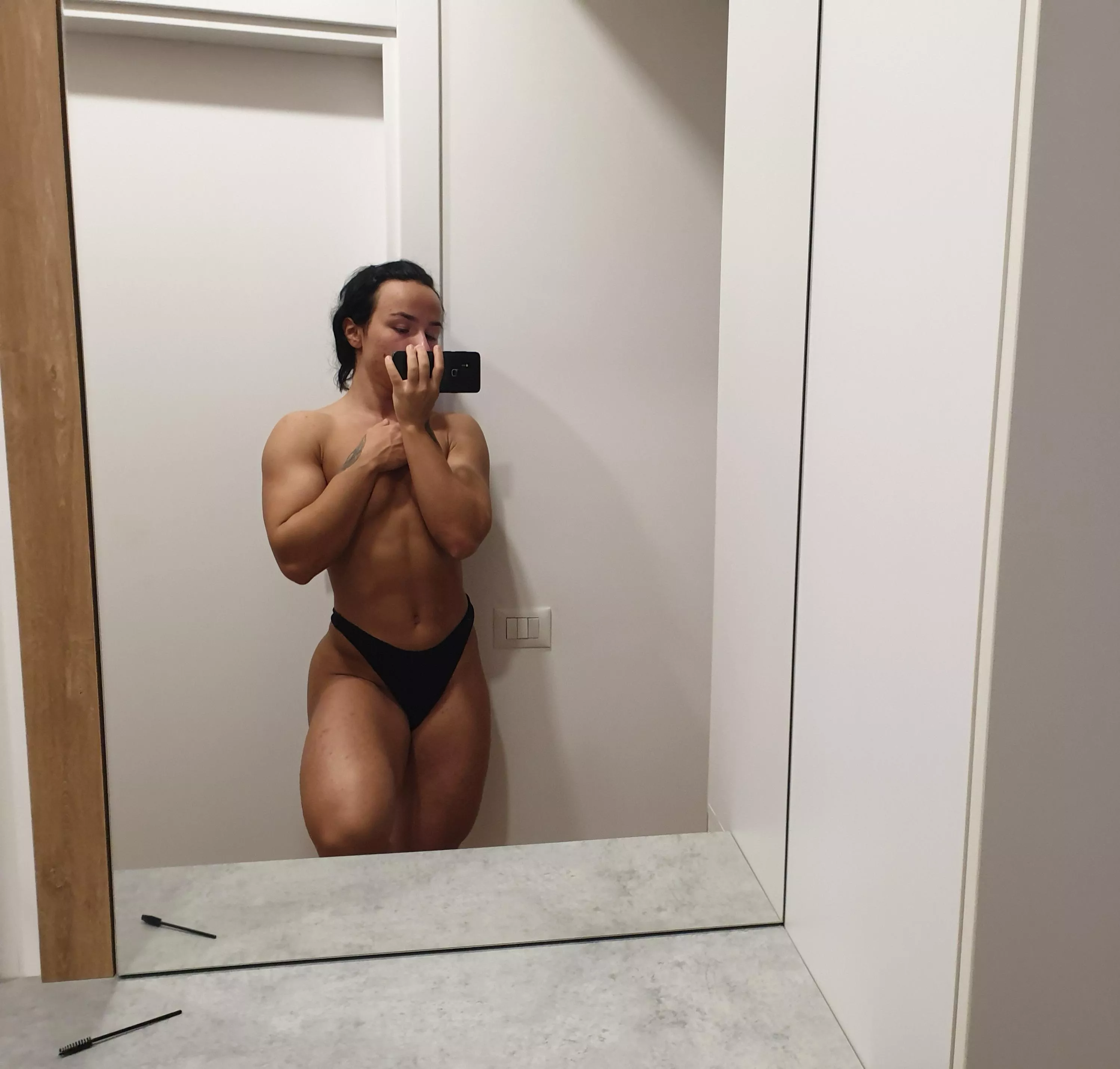 Could u handle? posted by quadsqueen