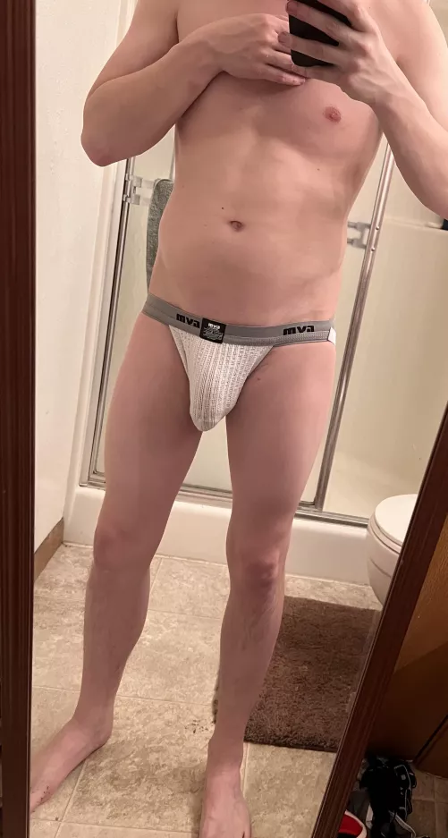 Cum feel my hairless body by yngtwinkboy