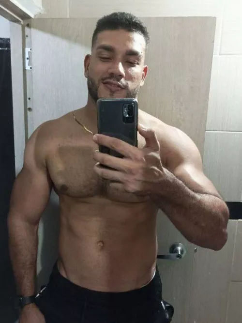 Curious… am I ok at least? by lukkasXXX