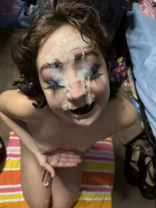 Glued shut by footking2019