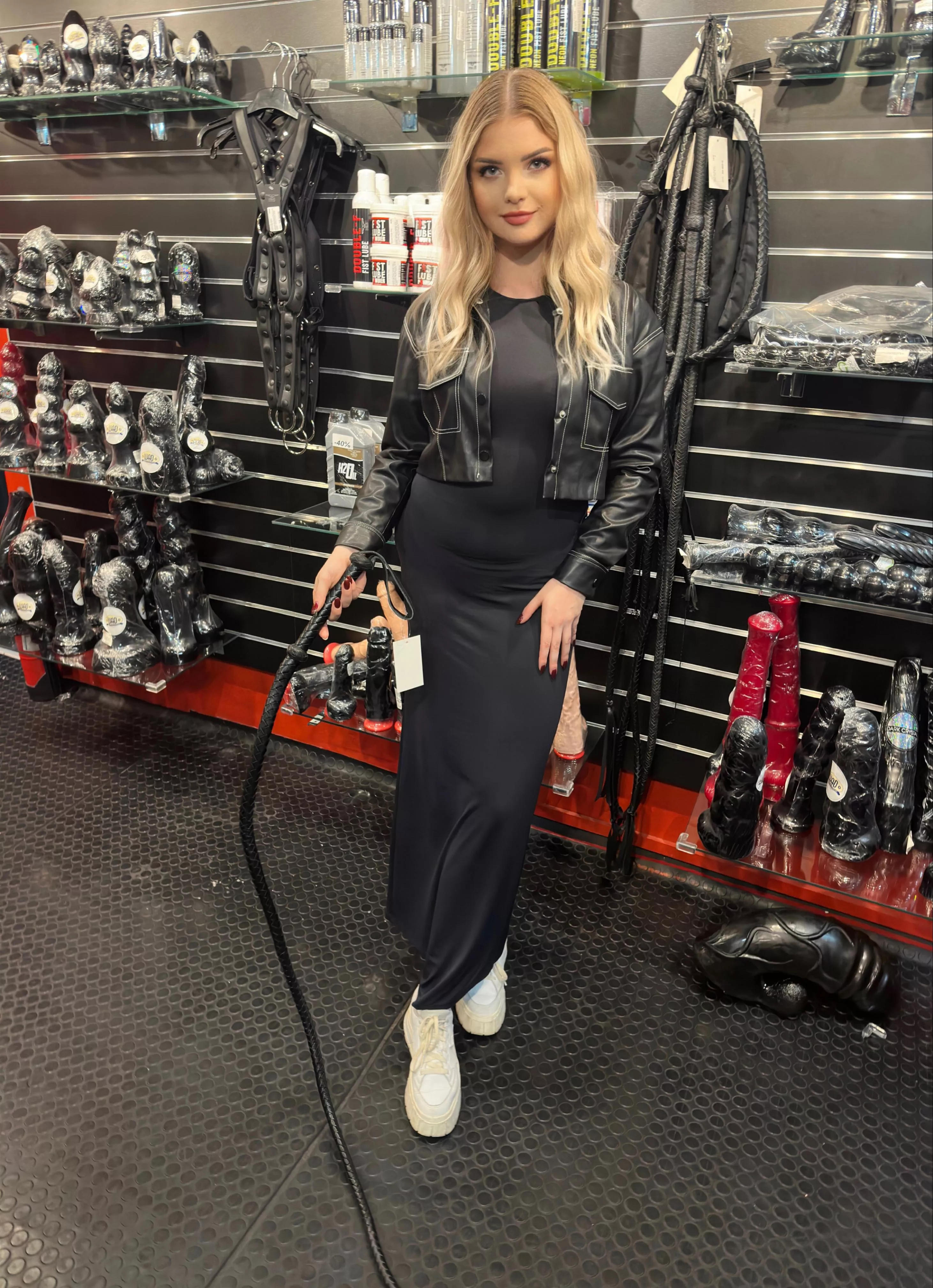 I love to smile with bdsm toys posted by Navlia
