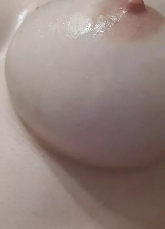 I only allow one nipple! Another later posted by Riley_FMN