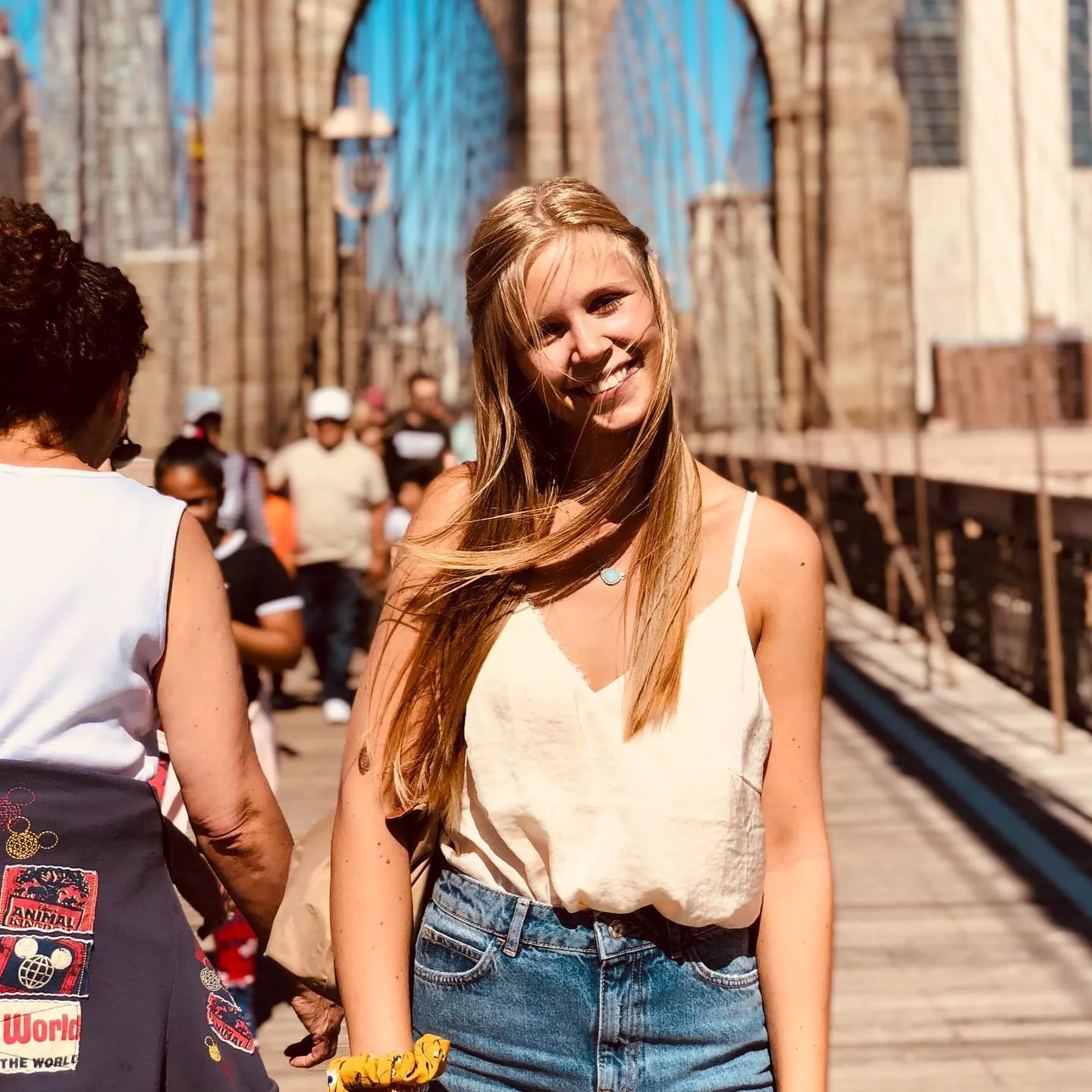 IUTR Cute girl from work posted by elephant_airways