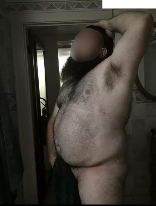 Just a post shower pic for ya(31) by BigBeardandBelly