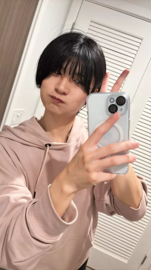 Just finished work! Praise me!! by siberowl