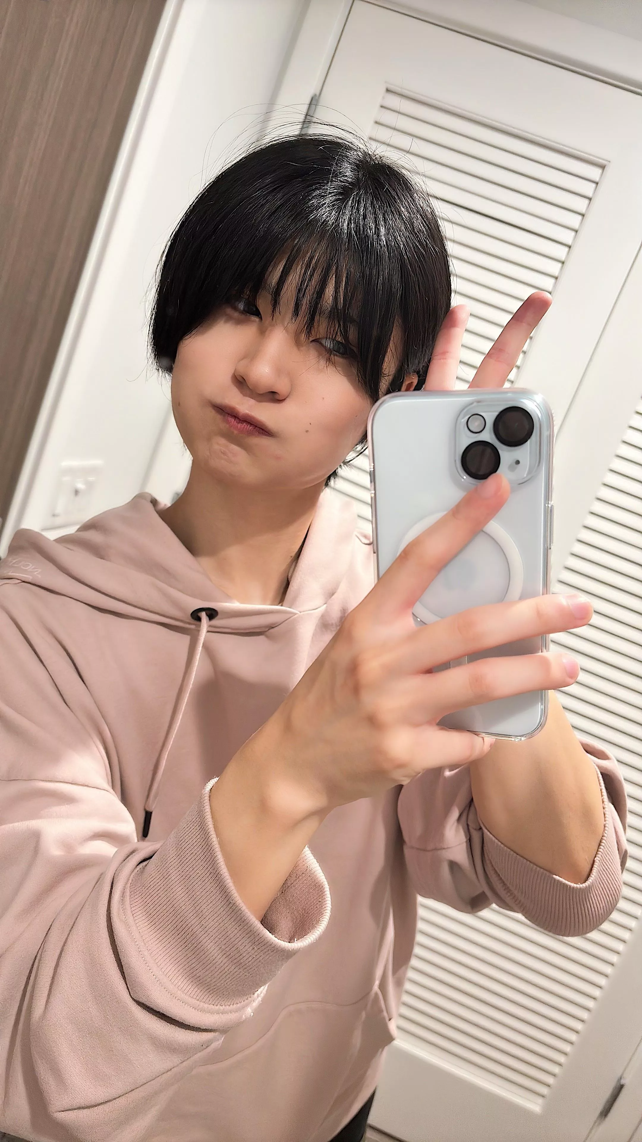 Just finished work! Praise me!! posted by siberowl