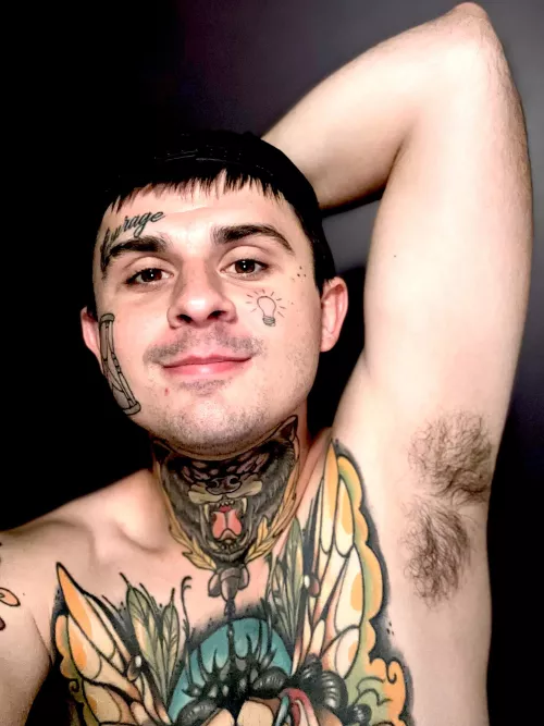 The smell of sweat mixed in with my deodorant 🤤😘 by davidutah