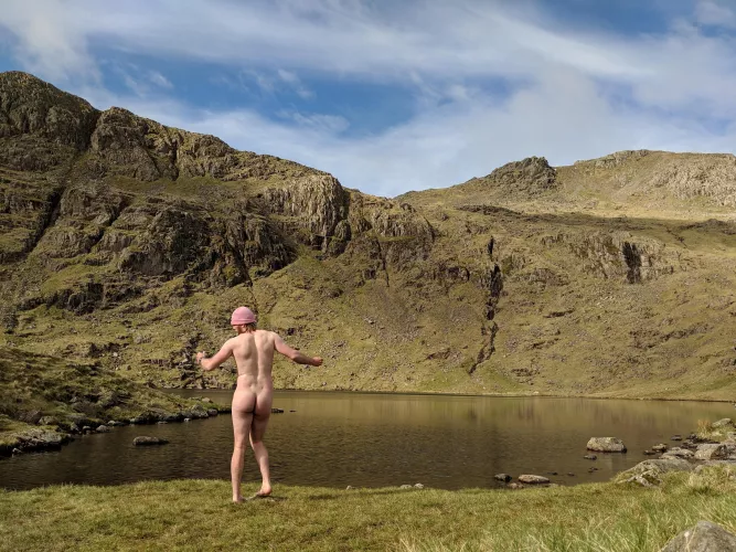 Timer took the photo right as people came over the hill by microman715