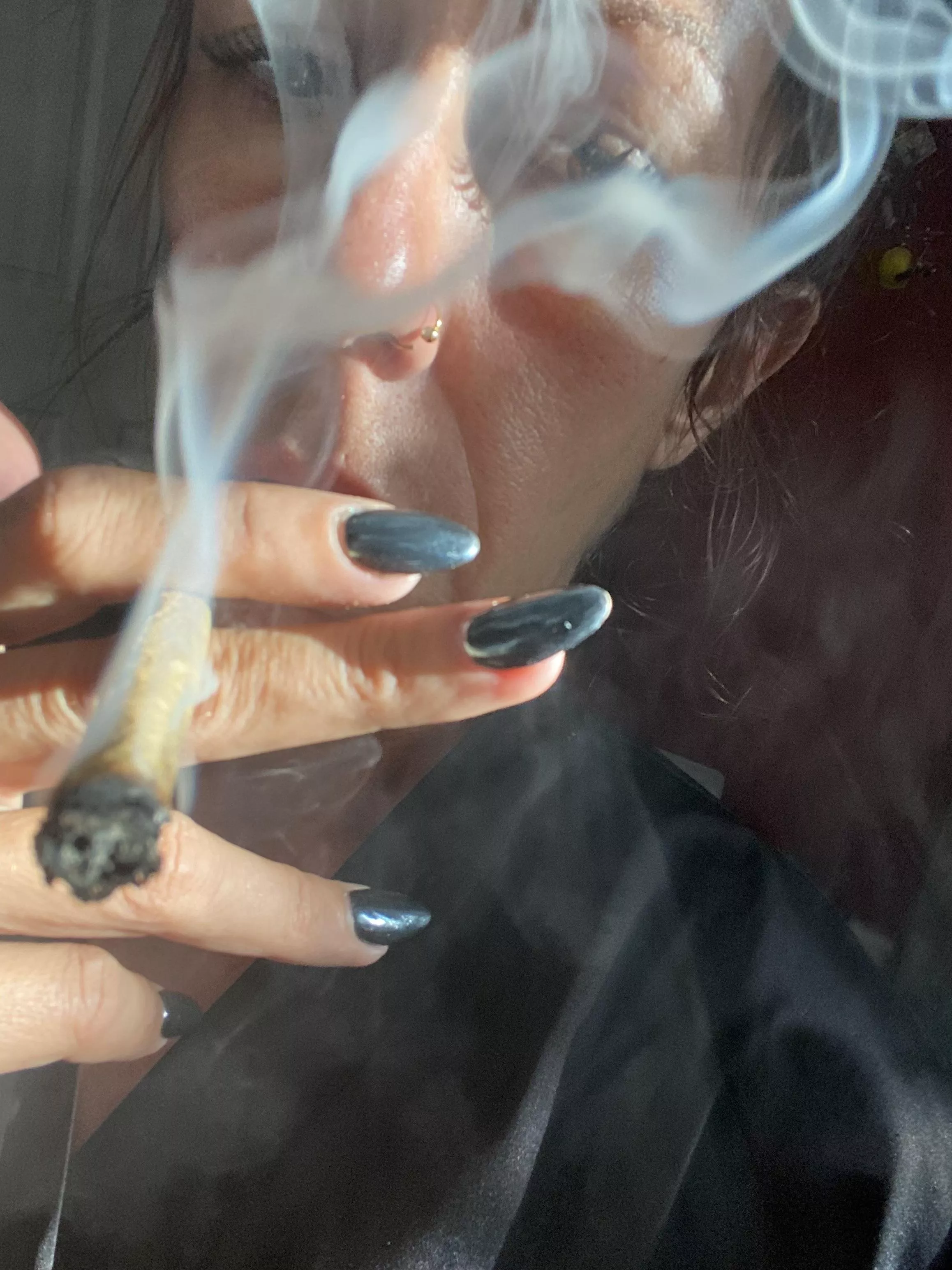 Who knew this was even a thing!? Hopefully I get a couple of up votes without showing my boobs or who-ha. posted by RevolutionaryLab9400