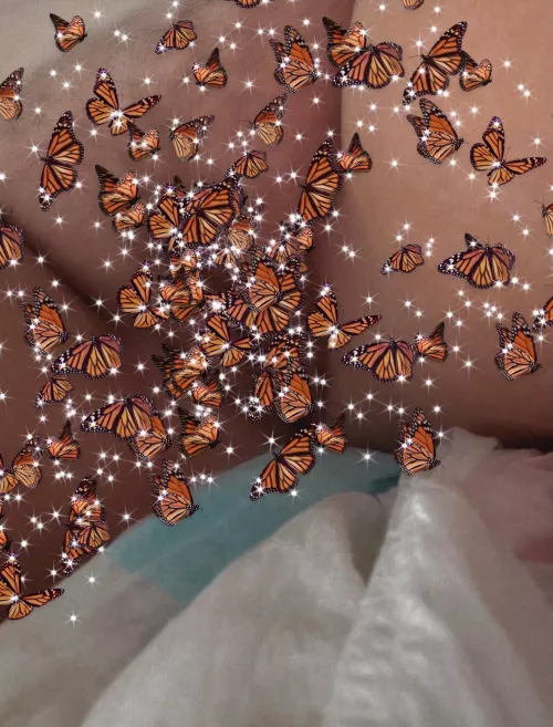 who wants to help me change 🥺 by Great_Scene_3360