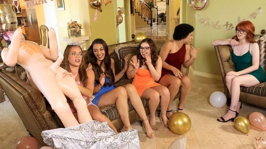 Who’s the redhead in the back? posted by EroUsername