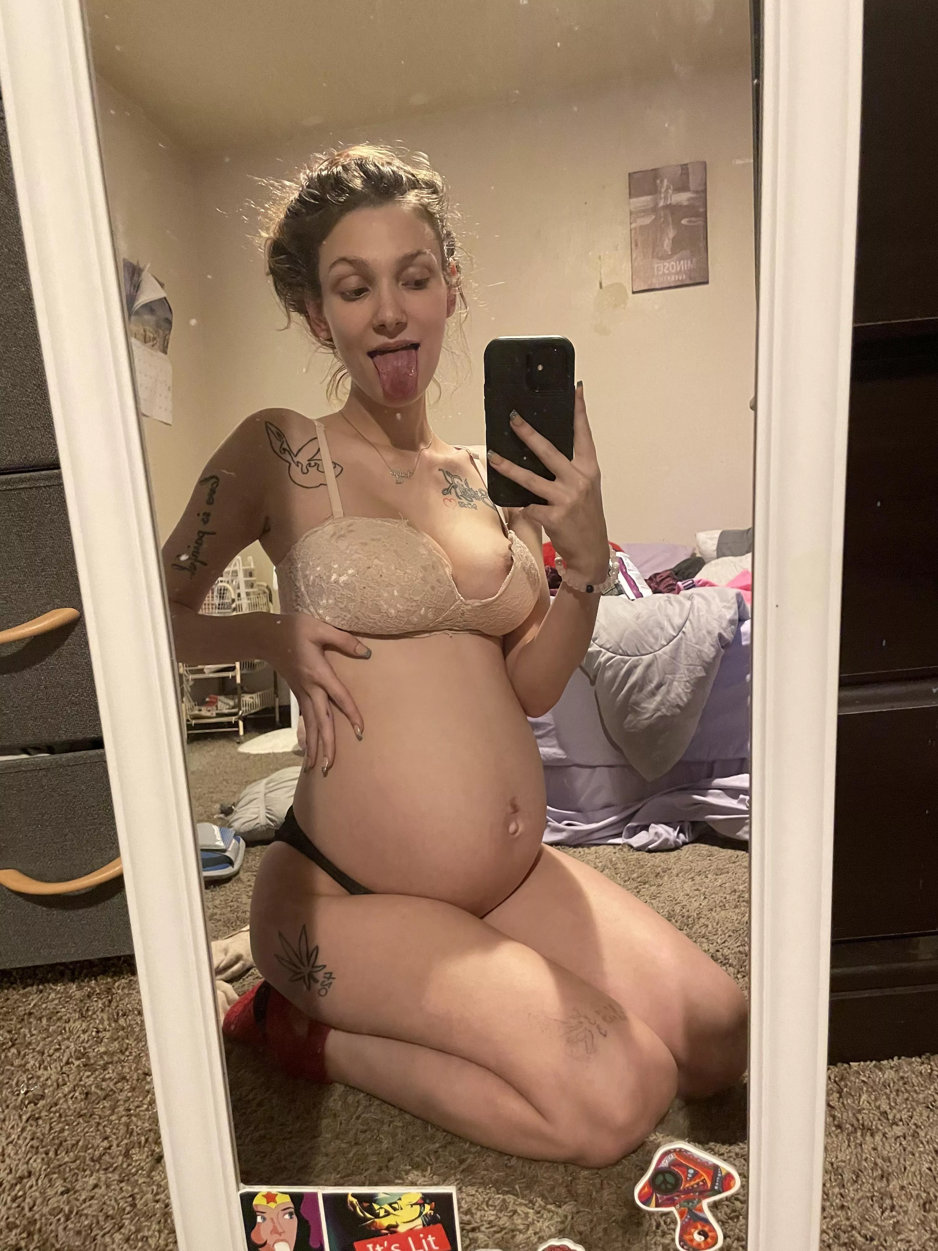 7 months pregnant but can Creampie babies in my mouth posted by heavensentbodyy