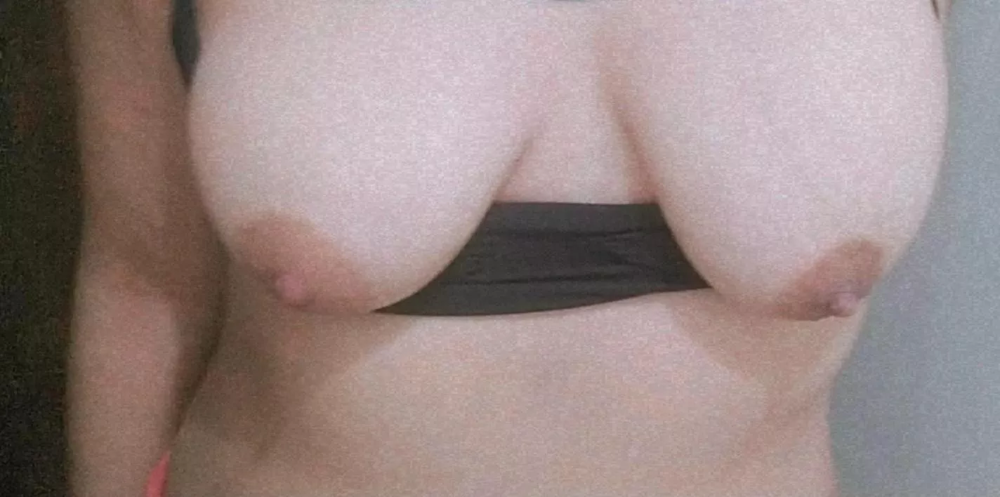 Casual tits posted by miawckdsck111