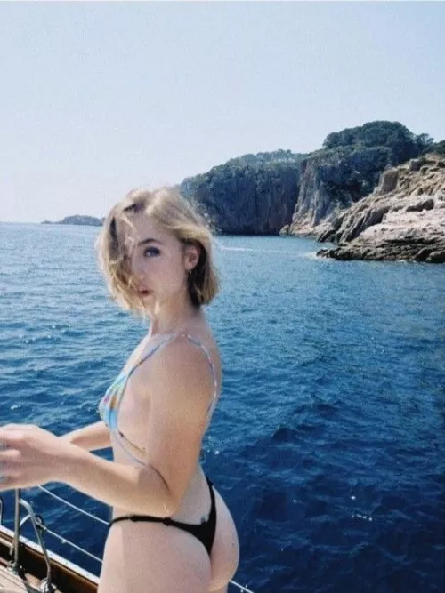 Clara Galle by robiX96