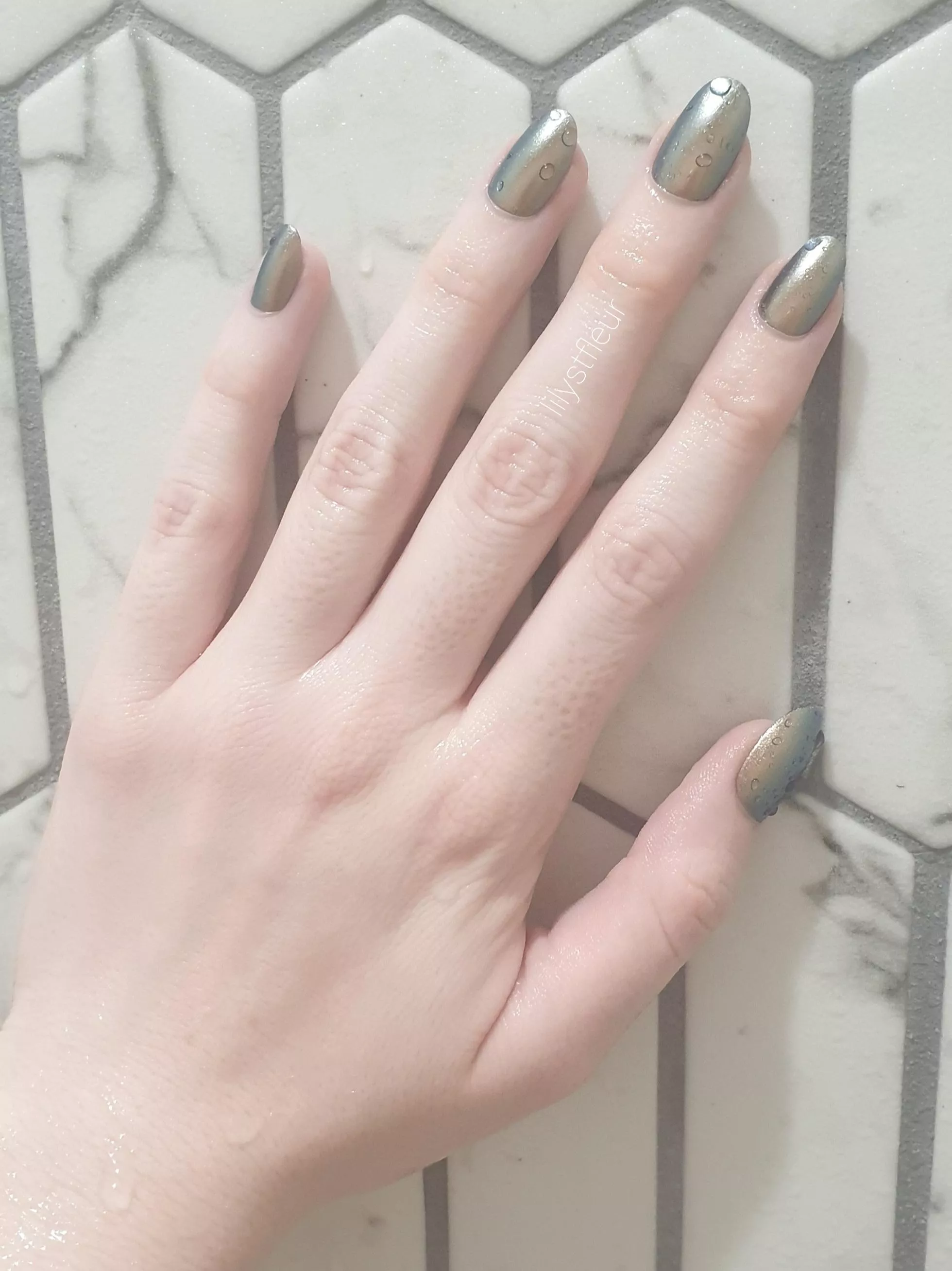 Come join me in the shower 💦 posted by LilyStFleur