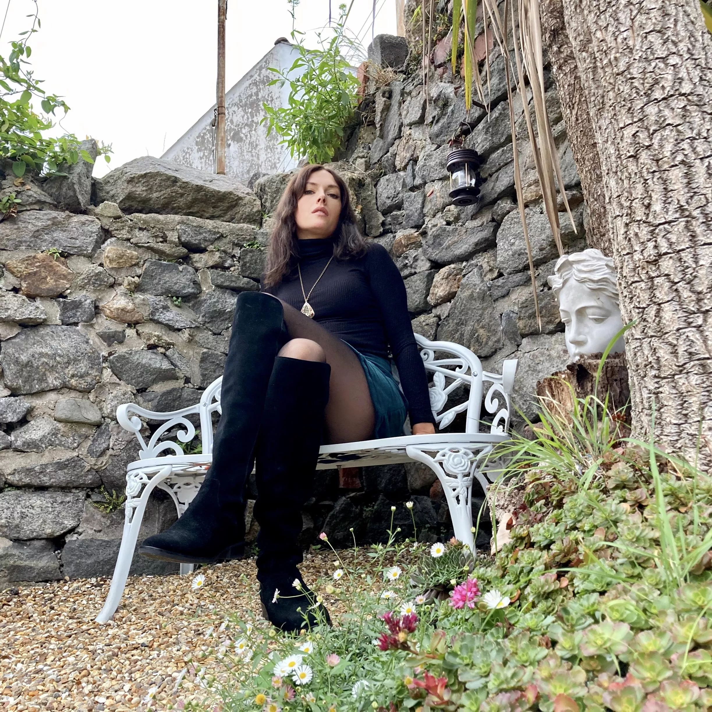 Gwenno (@gwennosaunders) posted by VermicelliDapper1774