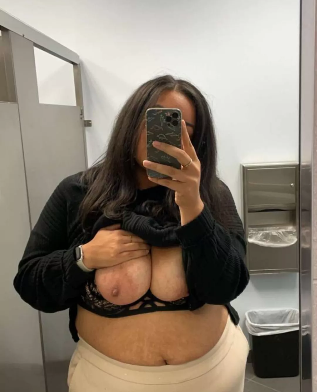 Hi beauties! posted by SweetEbony23