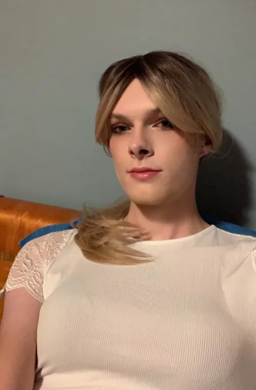 Hi everyone! 💕 by ScoobertDoobert33