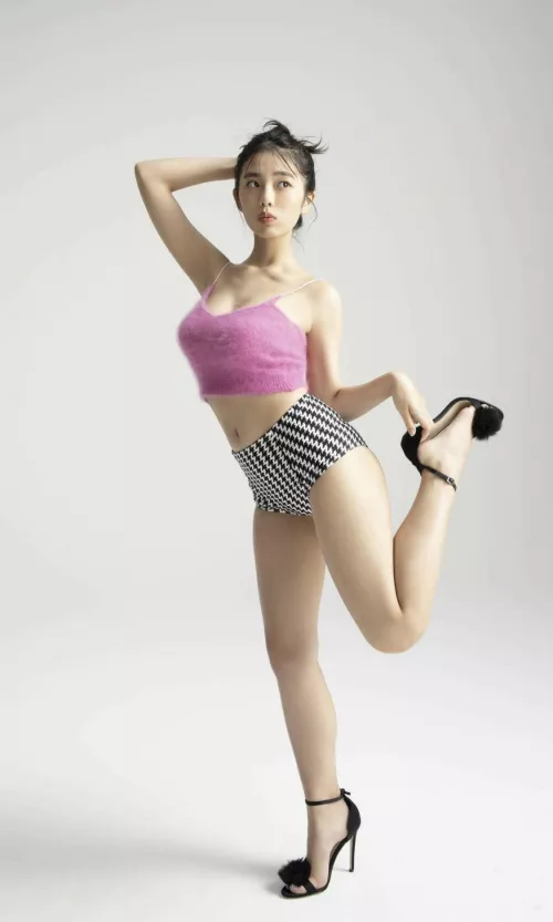 Hina Kikuchi by KanzeBend