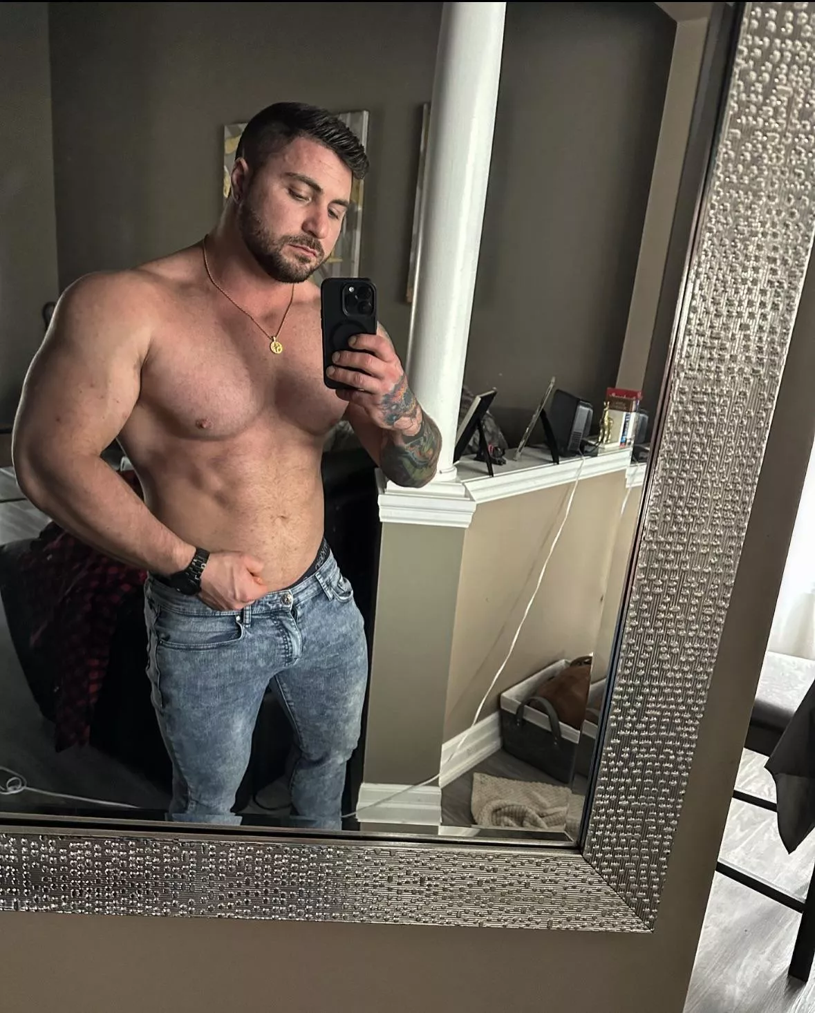 Imagine what I’ll look like when I start cutting down 🔪(m) posted by Averagejoe_fit