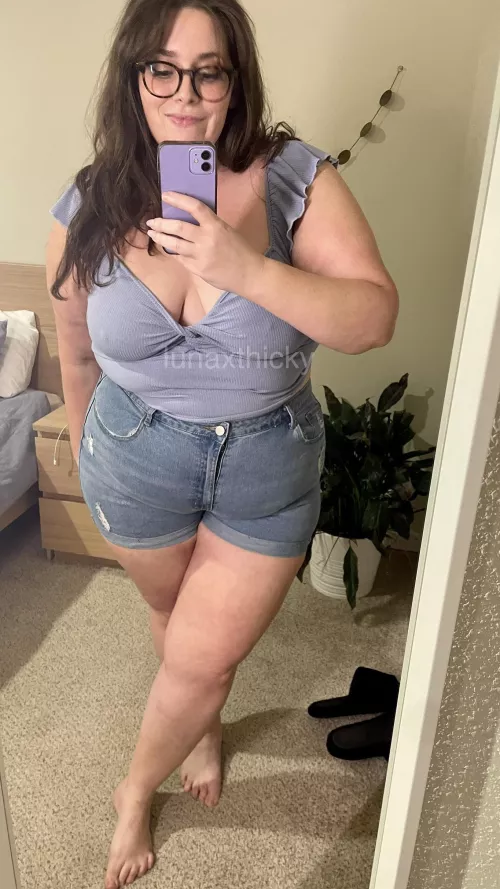 Is it the weekend yet??? by lunaxthicky