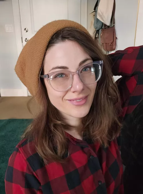 It's flannels & beanies weather! by indienatur90