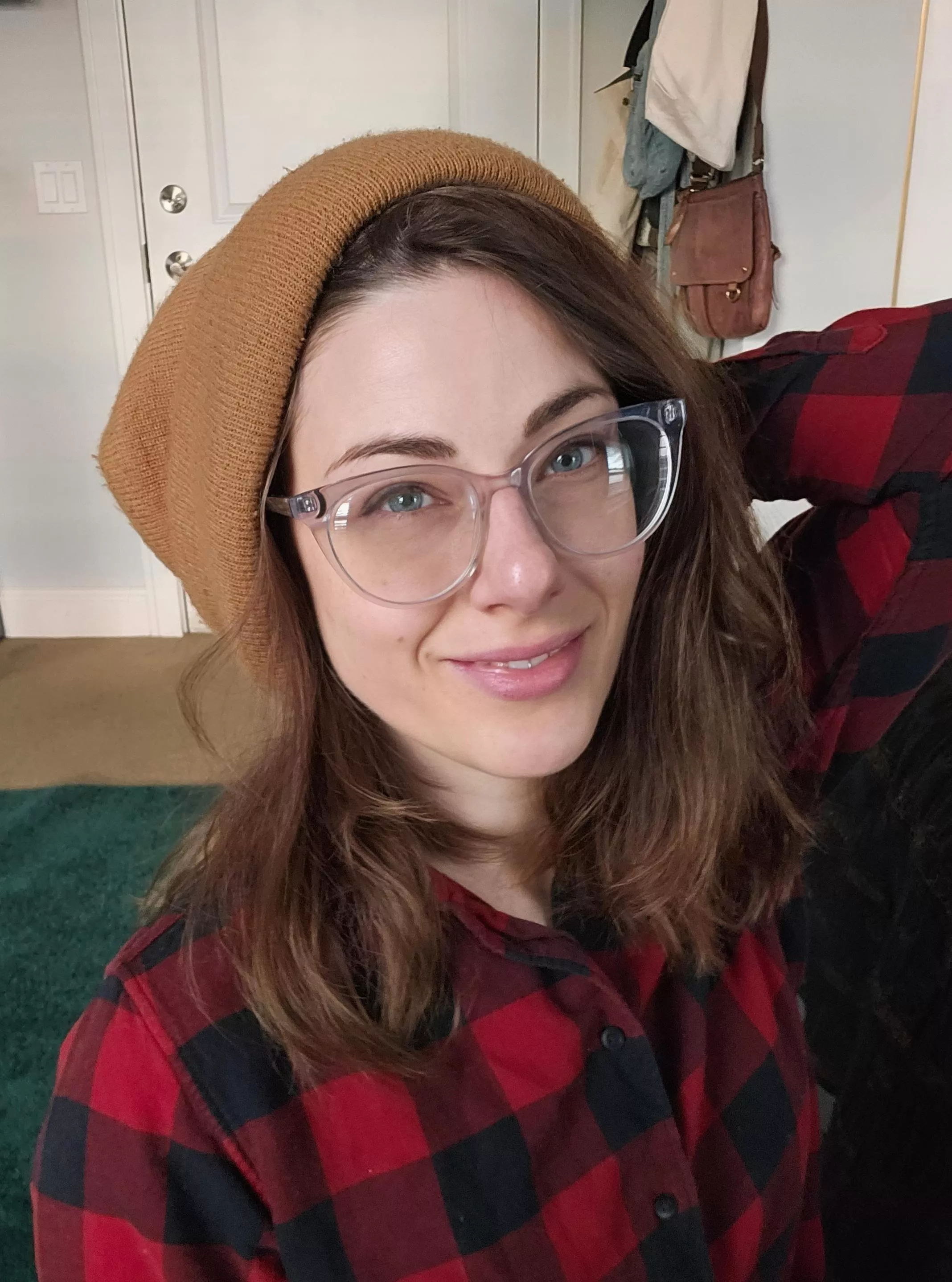 It's flannels & beanies weather! posted by indienatur90