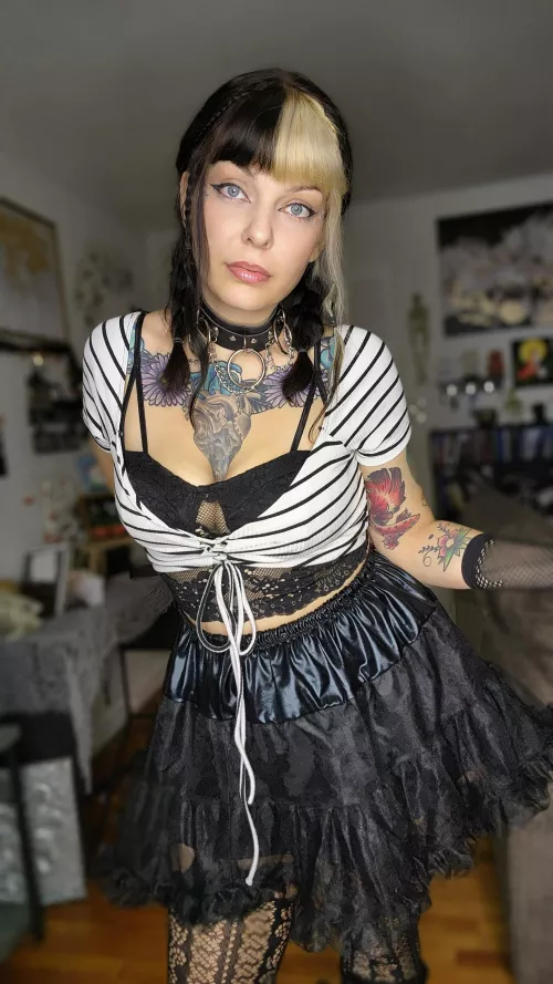 Naomi @thenaomipeaches by NaomiCakess