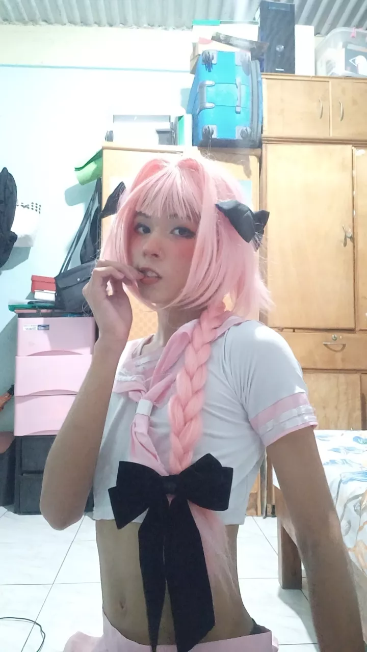 What do u think of my astolfo cosplay 😘 posted by Iyochii_