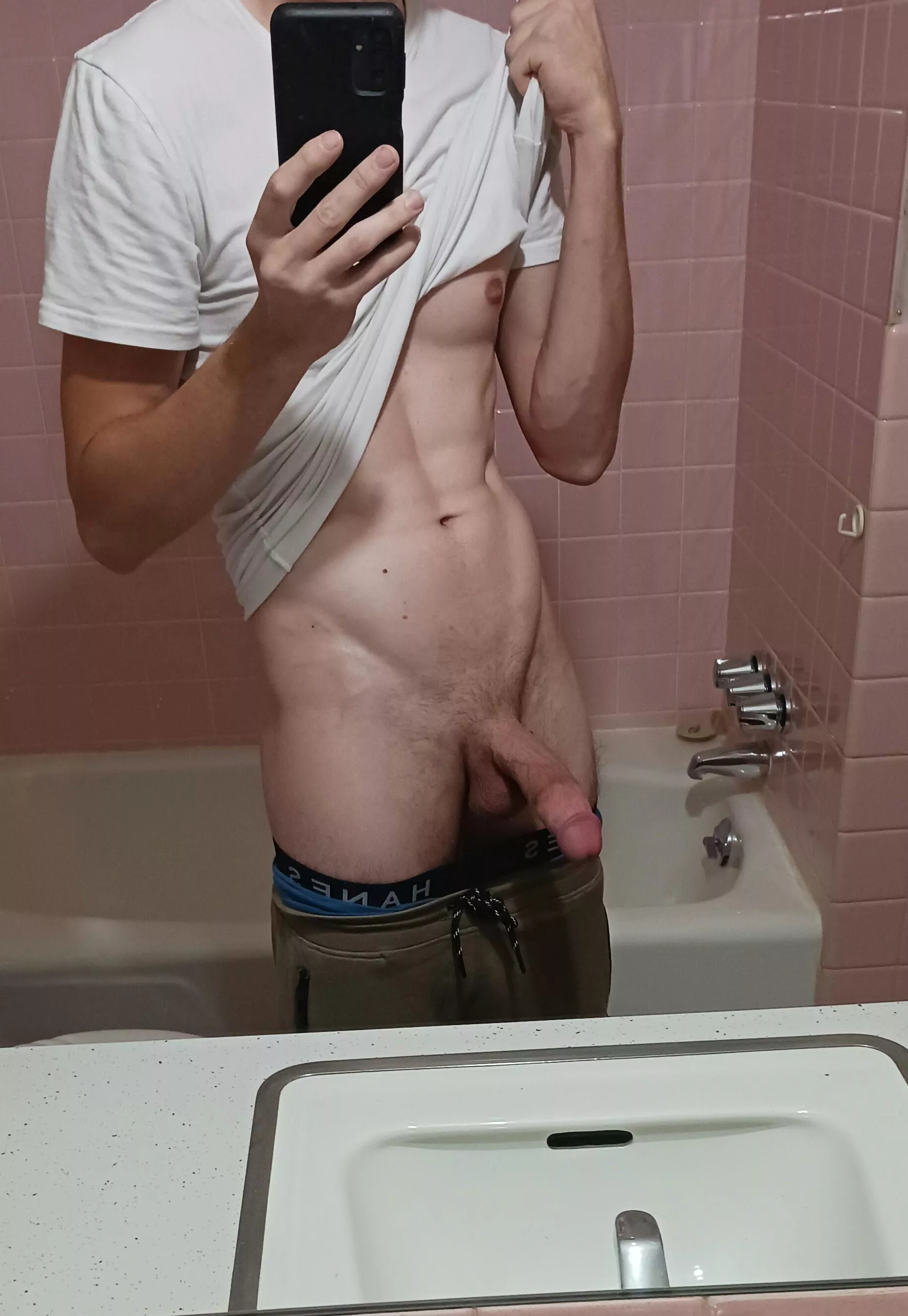 26M Here to be someone's bull posted by criscakes