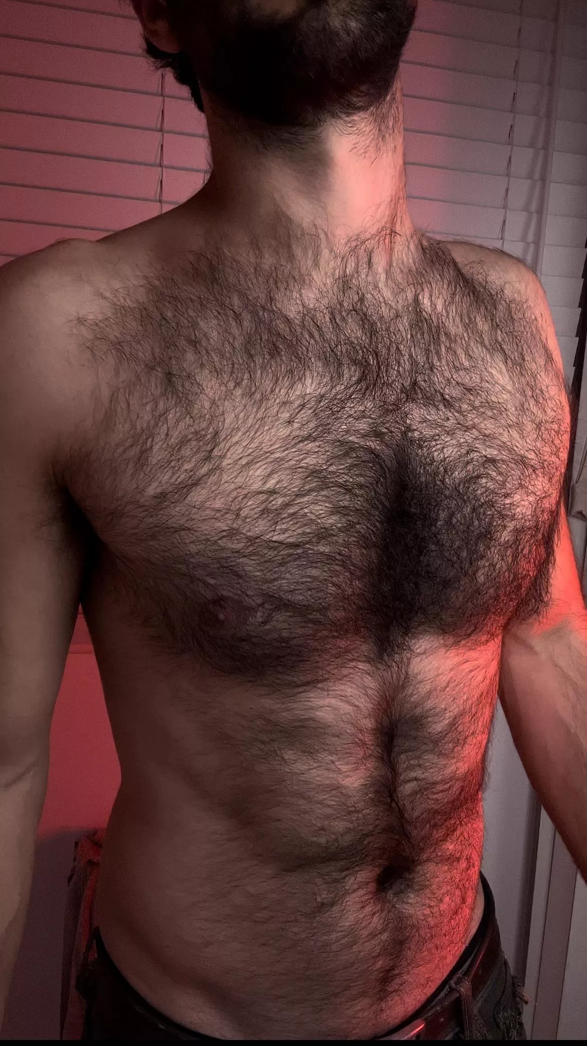 Chest fur riding right up the neck posted by Viprogue