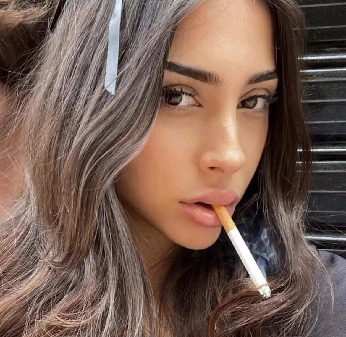 Dangling Stare posted by Early_Cartoonist_690