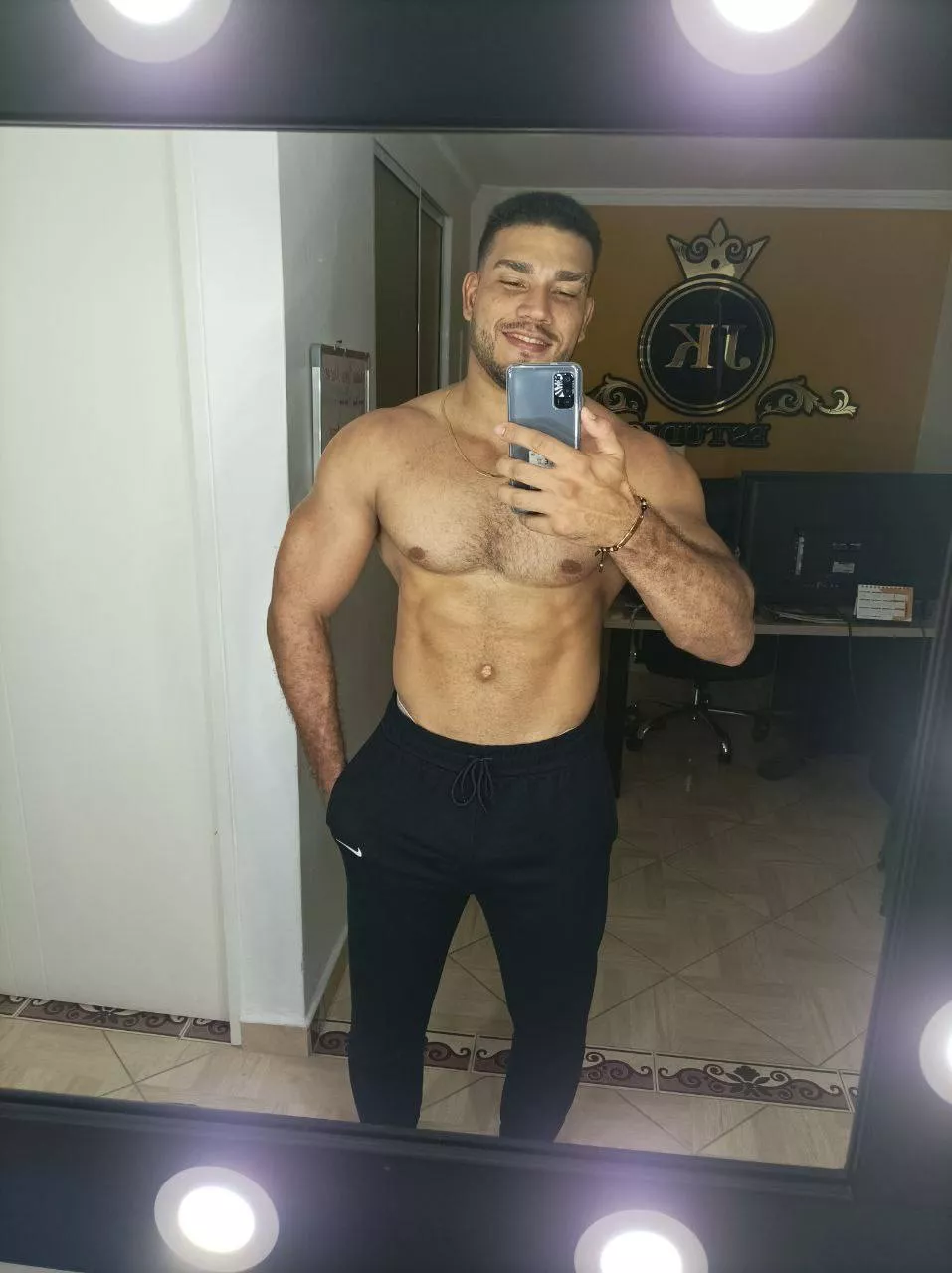 Hey, today I'm coming out to one of my best friends, wish me luck! posted by lukkasXXX