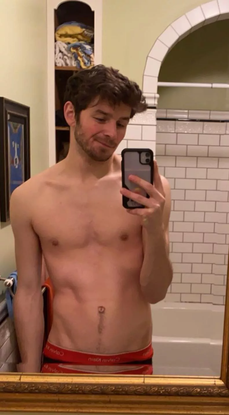 Hi friends, how we doing? posted by preppy_skip