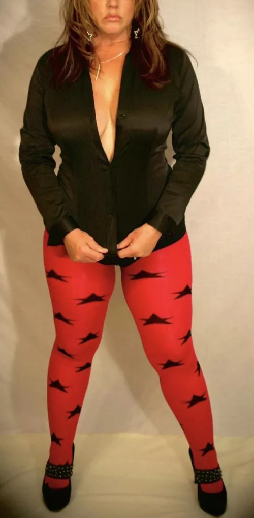 Hubby always tells me I'm built for sin...😉 (F56) by 32ozcoke