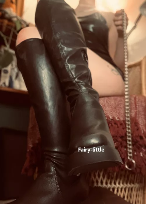 In love w my new boots. Need a good boy to lick them by fairy-little