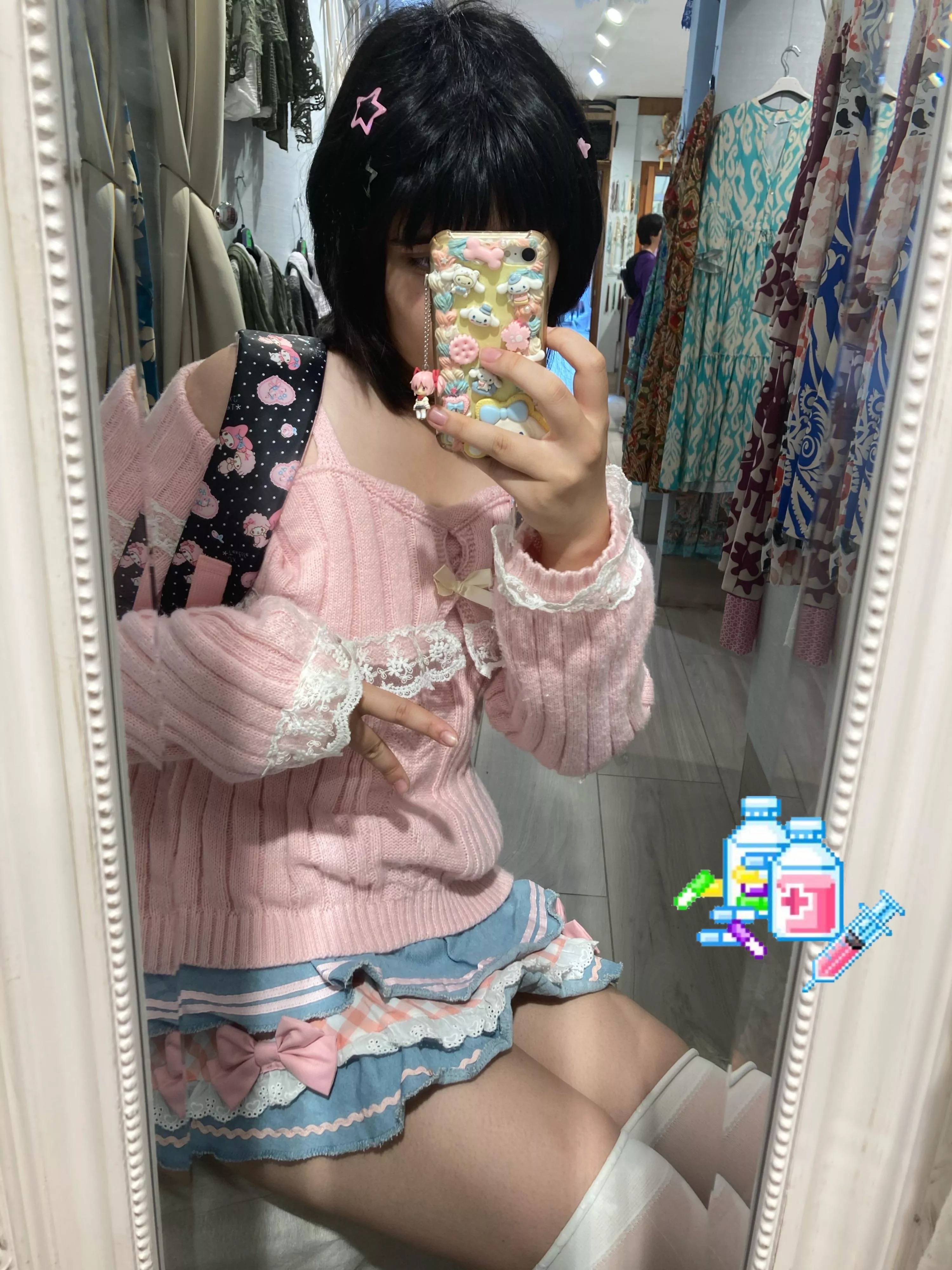 like my outfit? 💗 posted by mafuberries