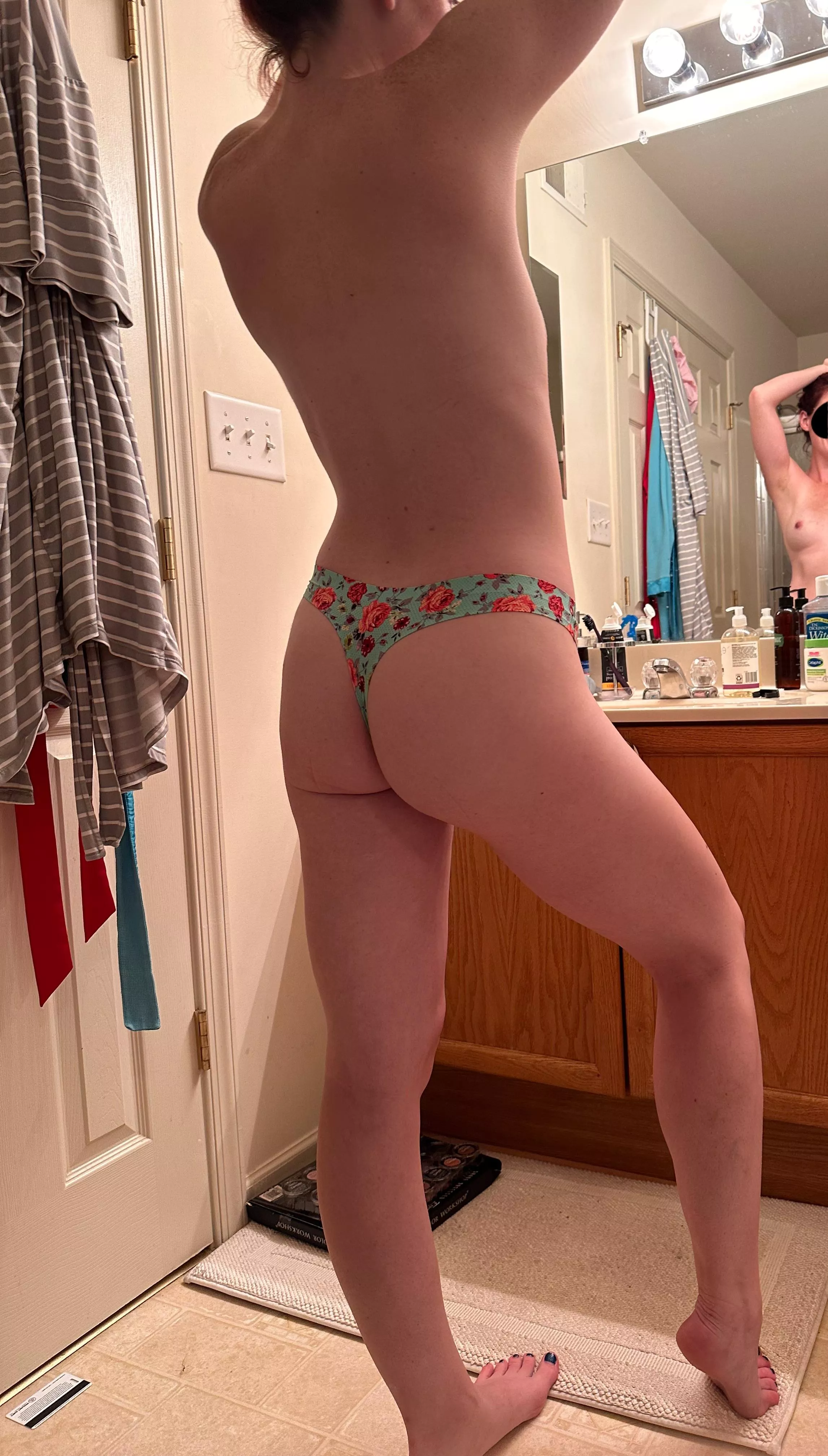 Loving this new floral design posted by Cay_Bakes