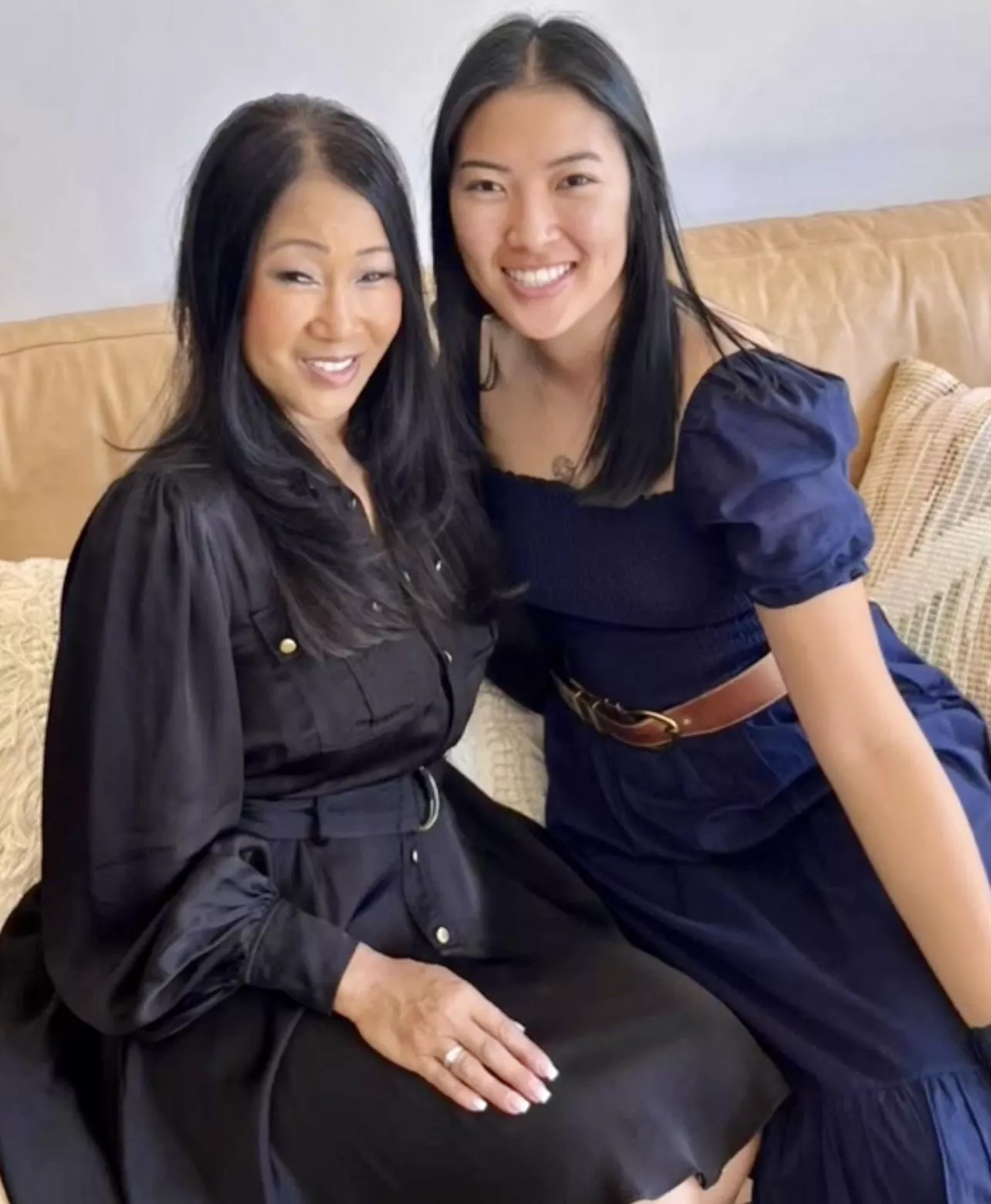 Mom (47) or daughter (22) posted by hotdoglongfoot