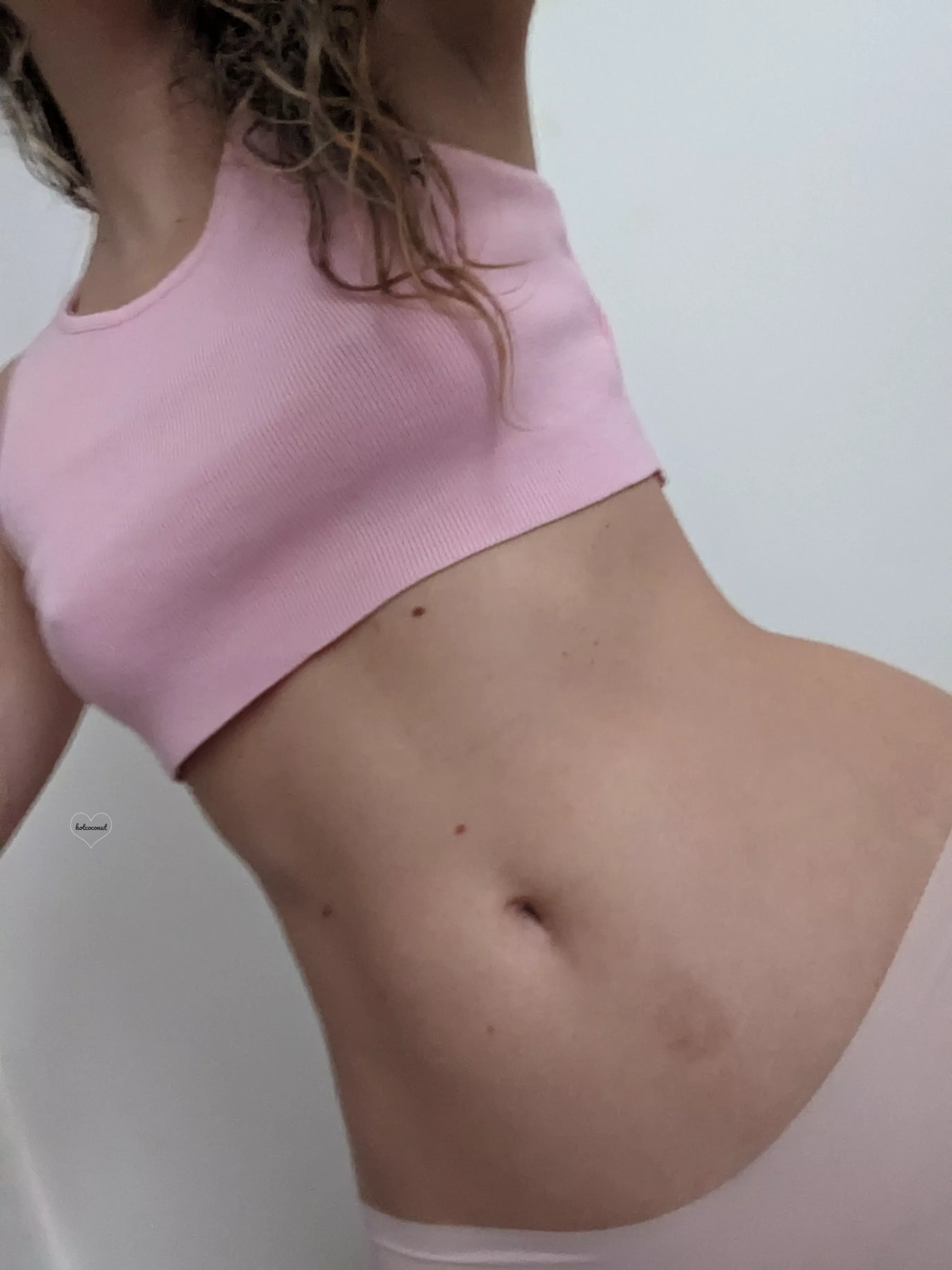 The minimum that I wear 🩷 posted by Hothotcoconut