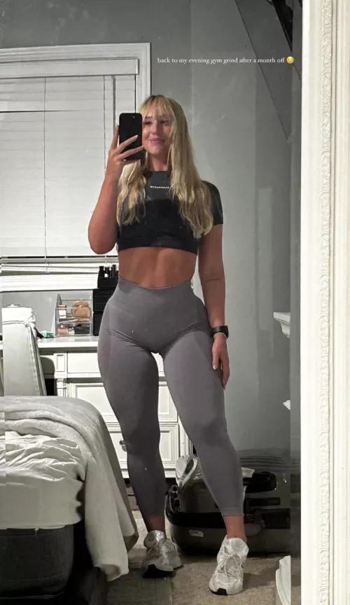 Calista Reinhardt by edge098