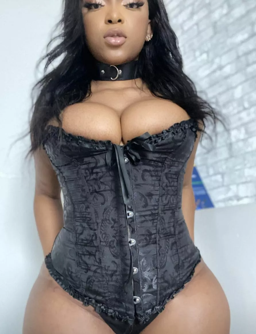 Do men on Reddit even like my body type? posted by sweet-candy_xx3