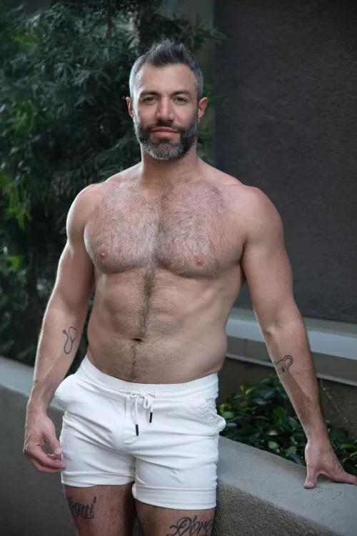 Do you think I'm fit now (M) by coleconnorx