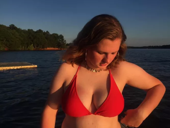 Lake front by jrtalent