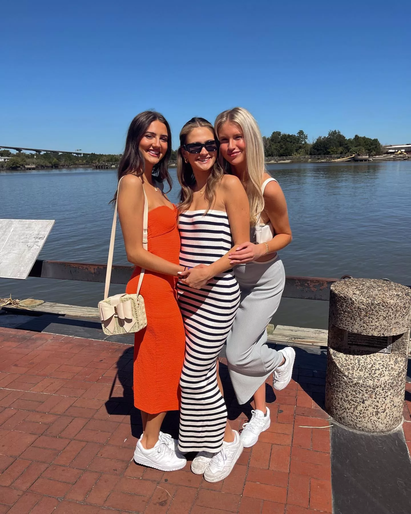 Long dresses posted by HonestRunner