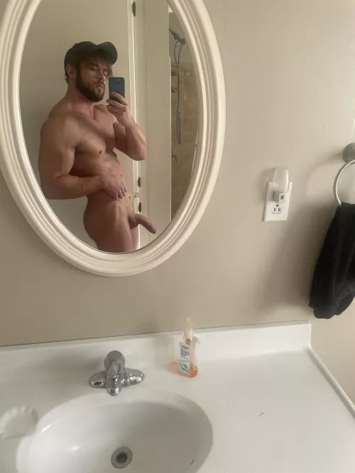 quick selfie before i shower by SuspiciousBig6233