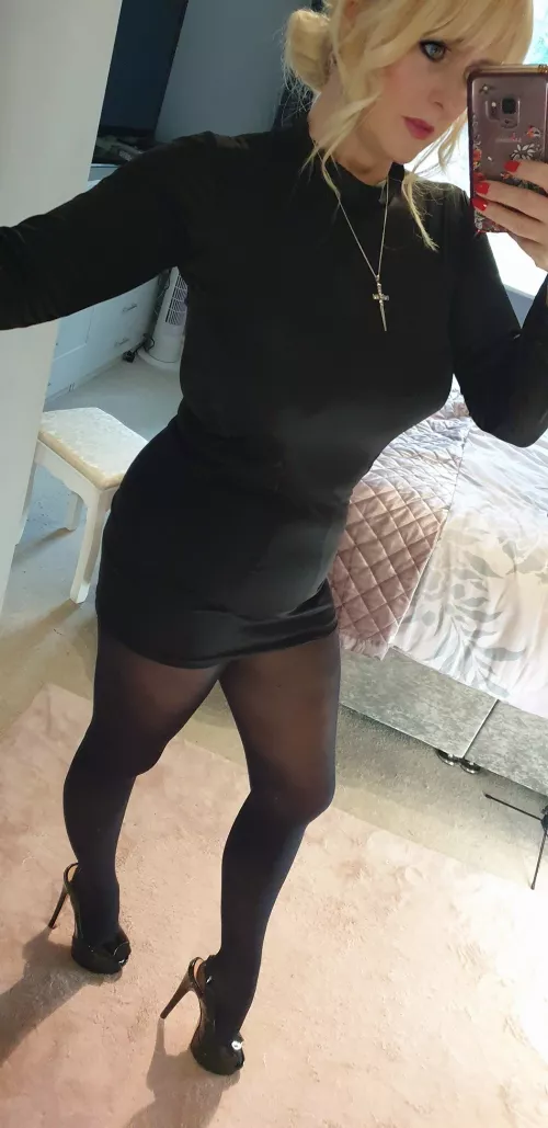 The opaque Secretary you rush to work with... by Pandoras_Pantyhose