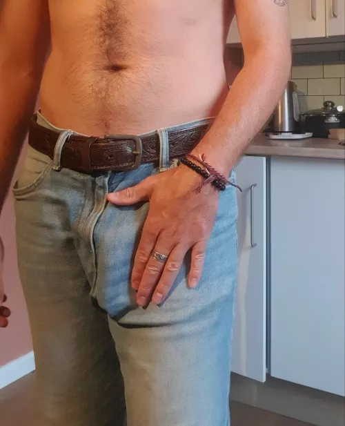 Wonder if I'd catch someone's eye by life-model-student