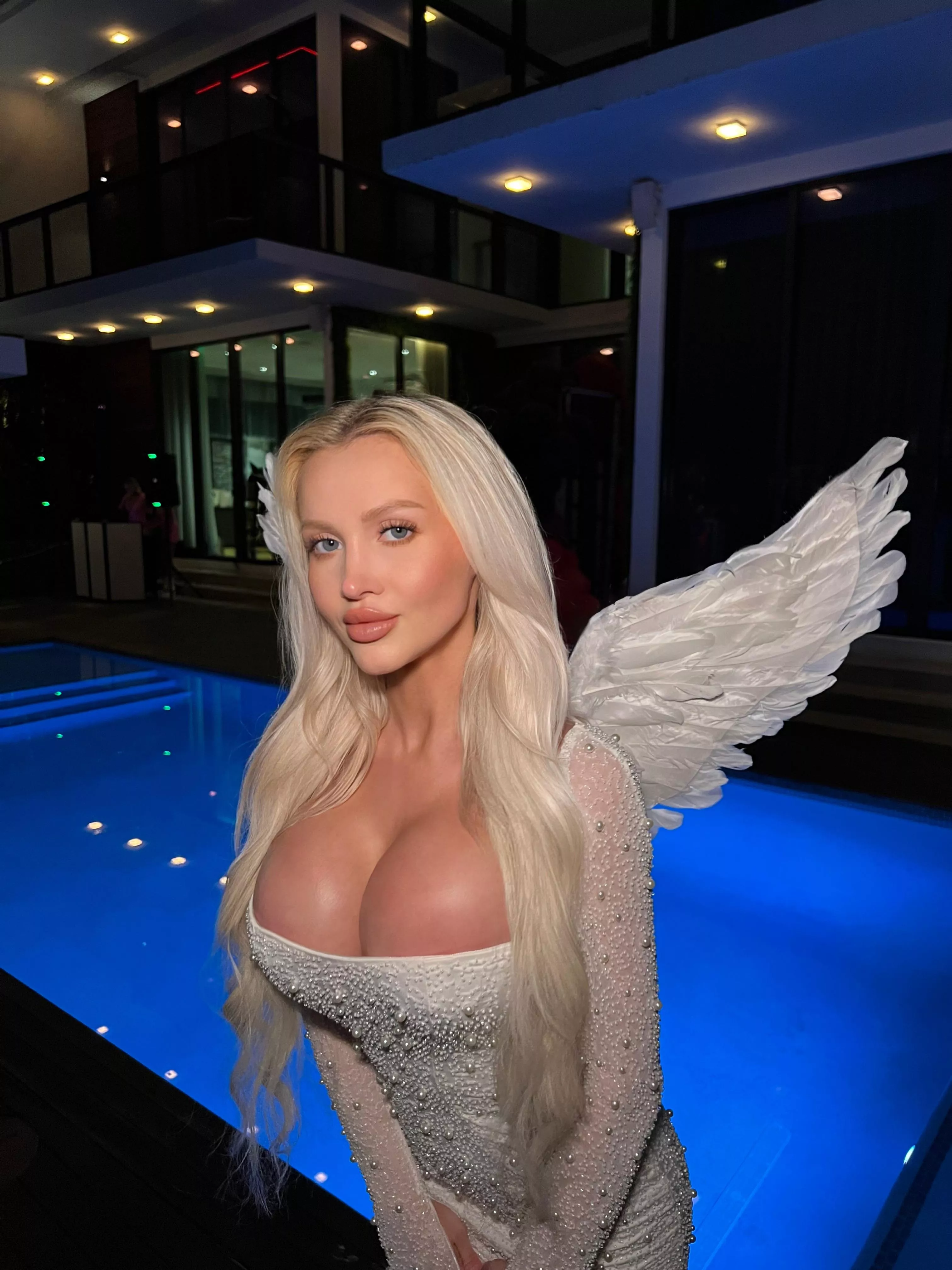 Do good bimbos go to heaven? Some people think we should burn in hell posted by YesBabyLisa_