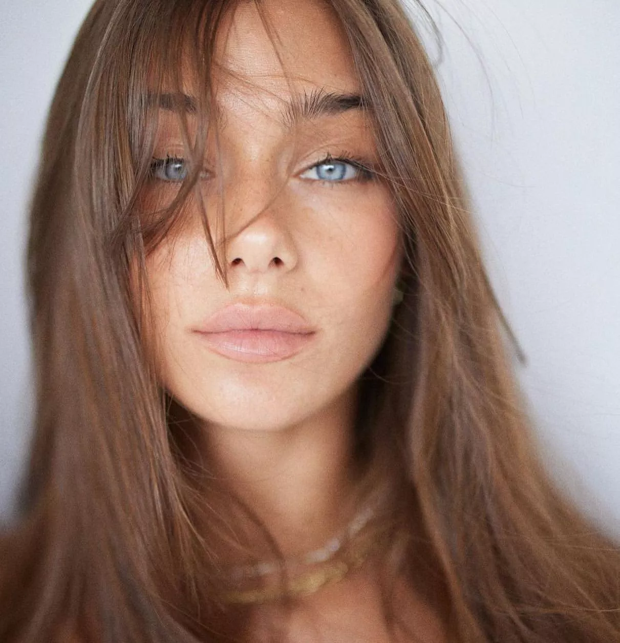 Milana Vino posted by HonestRunner